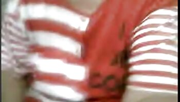 Busty tóc đỏ Siri đưa sâu sextop1 cổ họng Bj