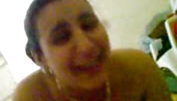 Làm những người vợ - những người vợ trẻ nhận được mặt Fucked ở phía trước phim set của các cô gái biên soạn