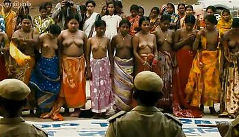 Quan hệ ướt liếm lồn át