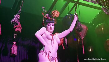 Destiny's Spit n phim s 'Spunk-Soaked Fuck