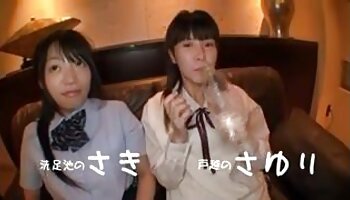 Busty đồng tính quay lén thủ dâm nữ