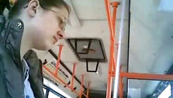 Euro Pickups 3, Cảnh sex gái mới lớn 2